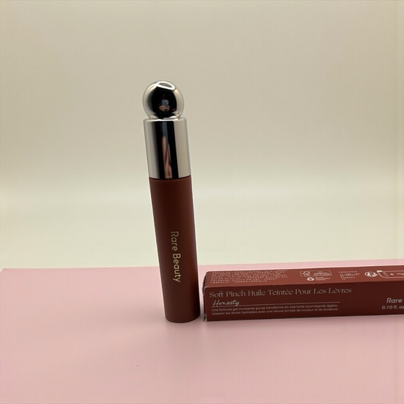 NEW Rare Beauty Soft Pinch Tinted Lip Oil | Honesty | NIB - Picture 3 of 6